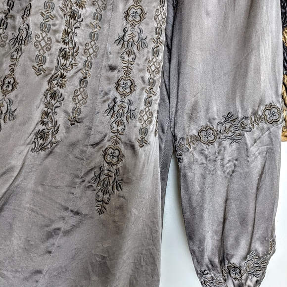 🔴SOLD🔴Sundanc 100% Silk Embroidered Bohemian Top - Picture 7 of 8